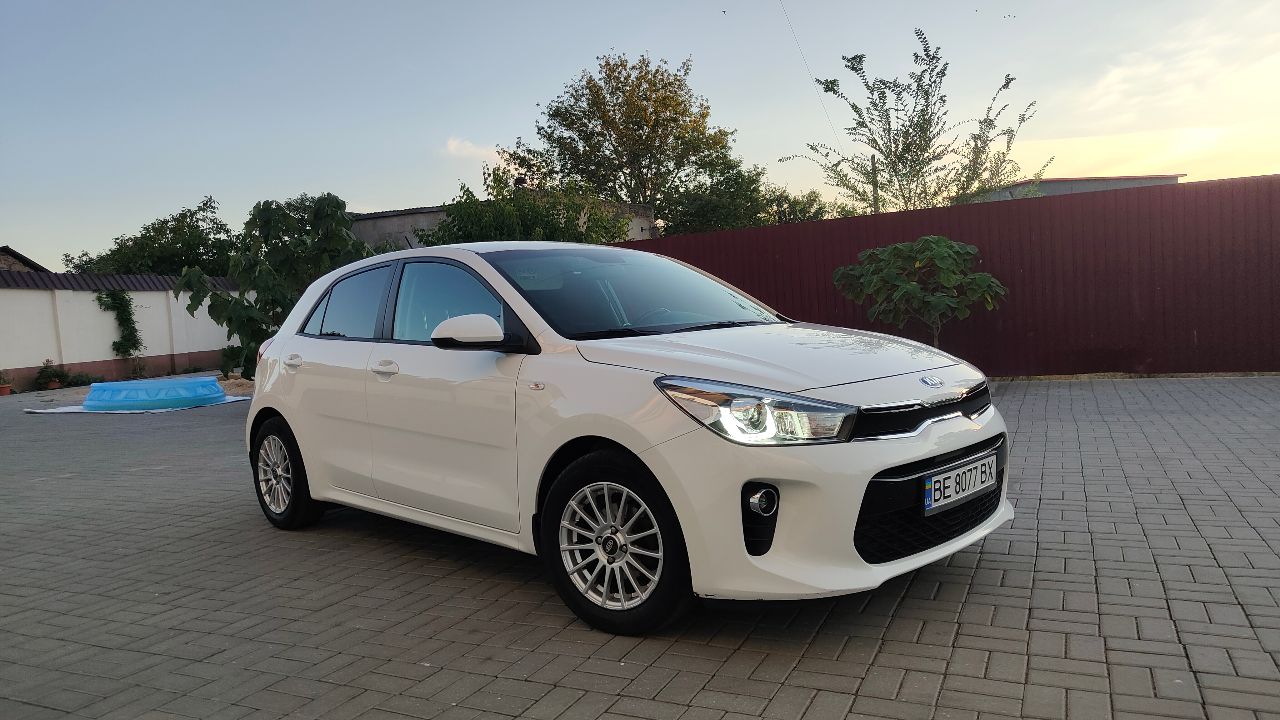 Kia Rio - фото 5