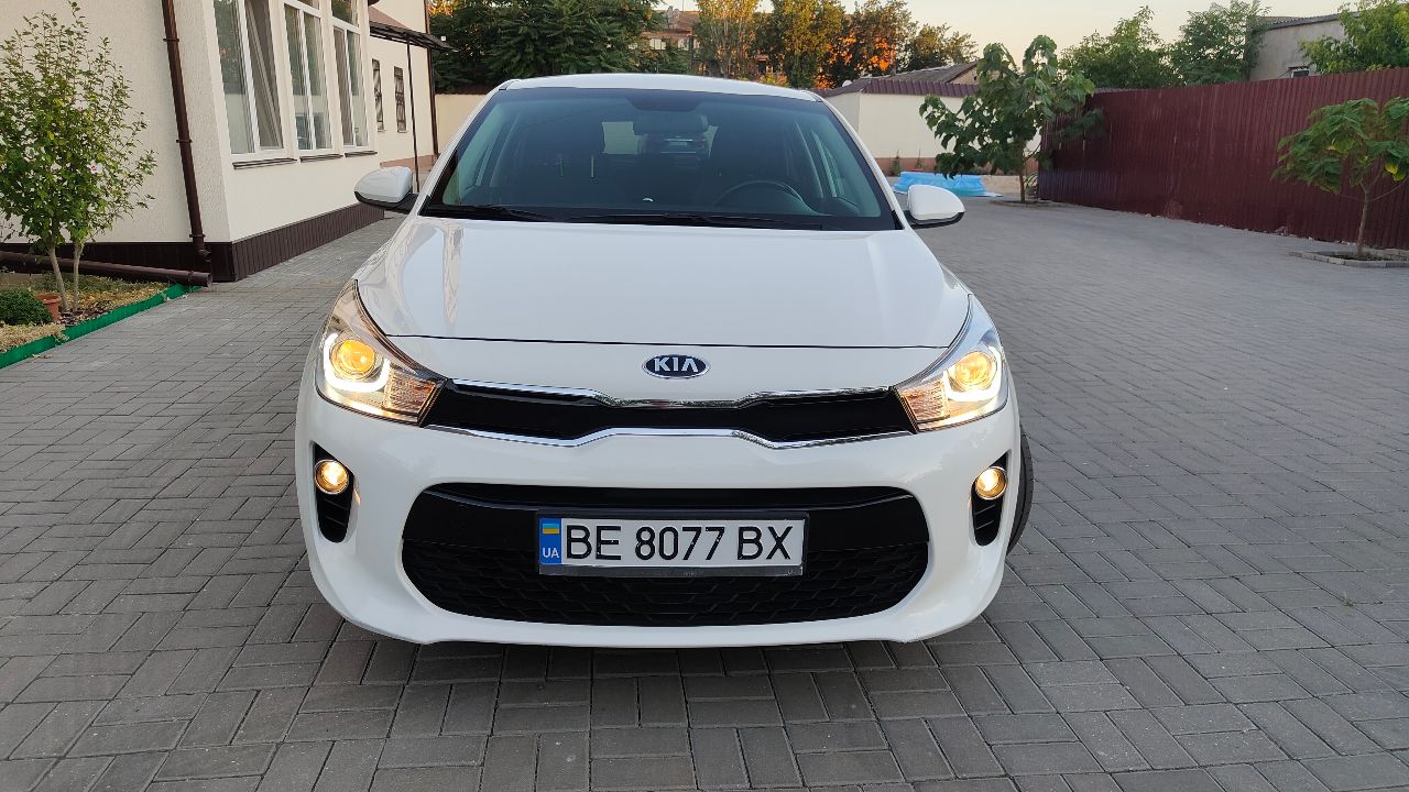 Kia Rio - фото 4