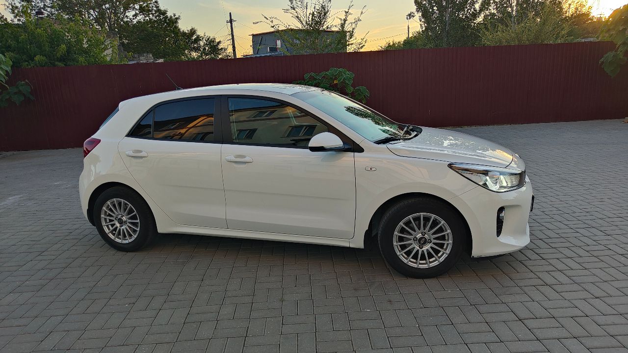 Kia Rio - фото 2