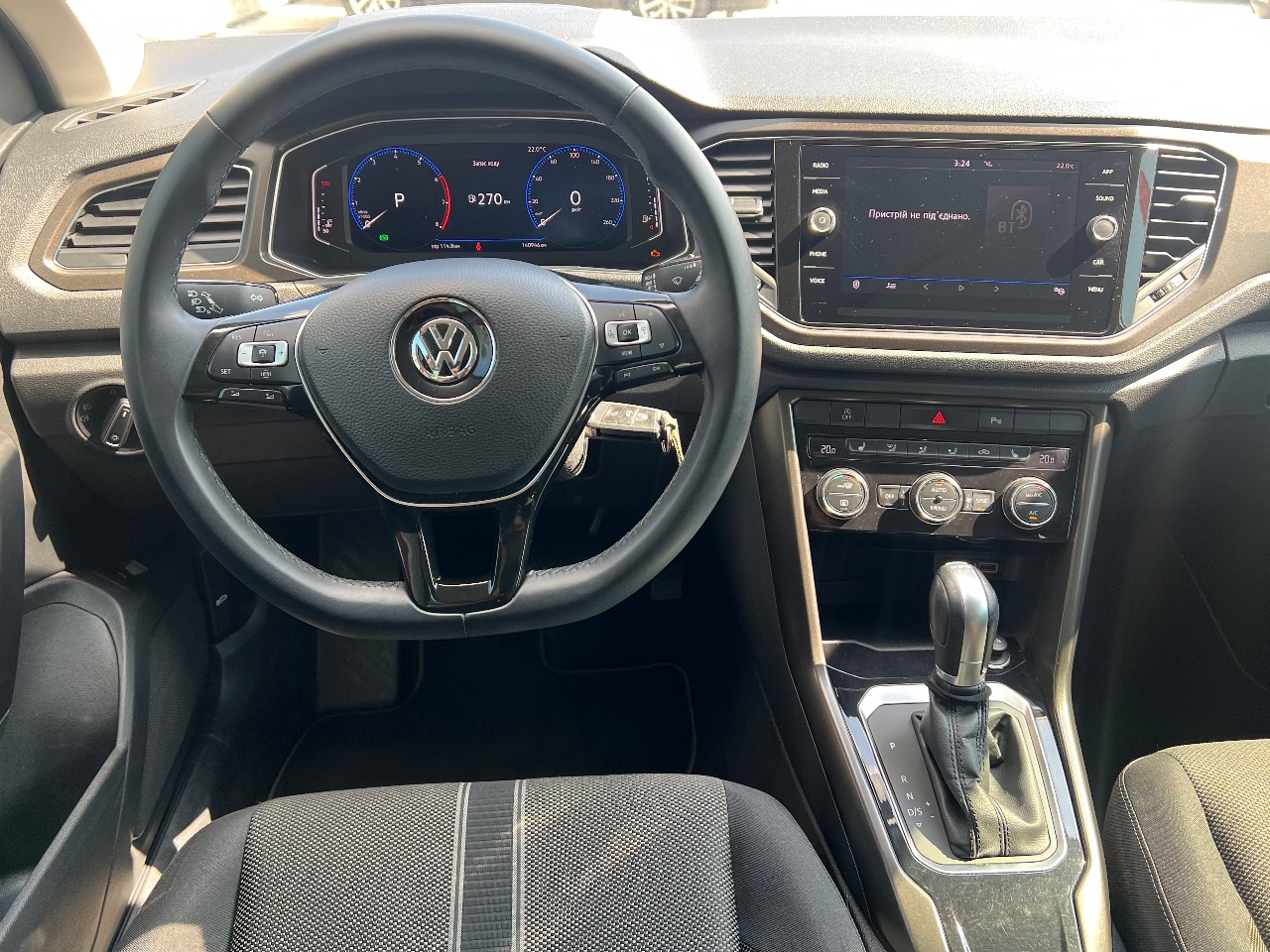 Volkswagen T-Roc - фото 7