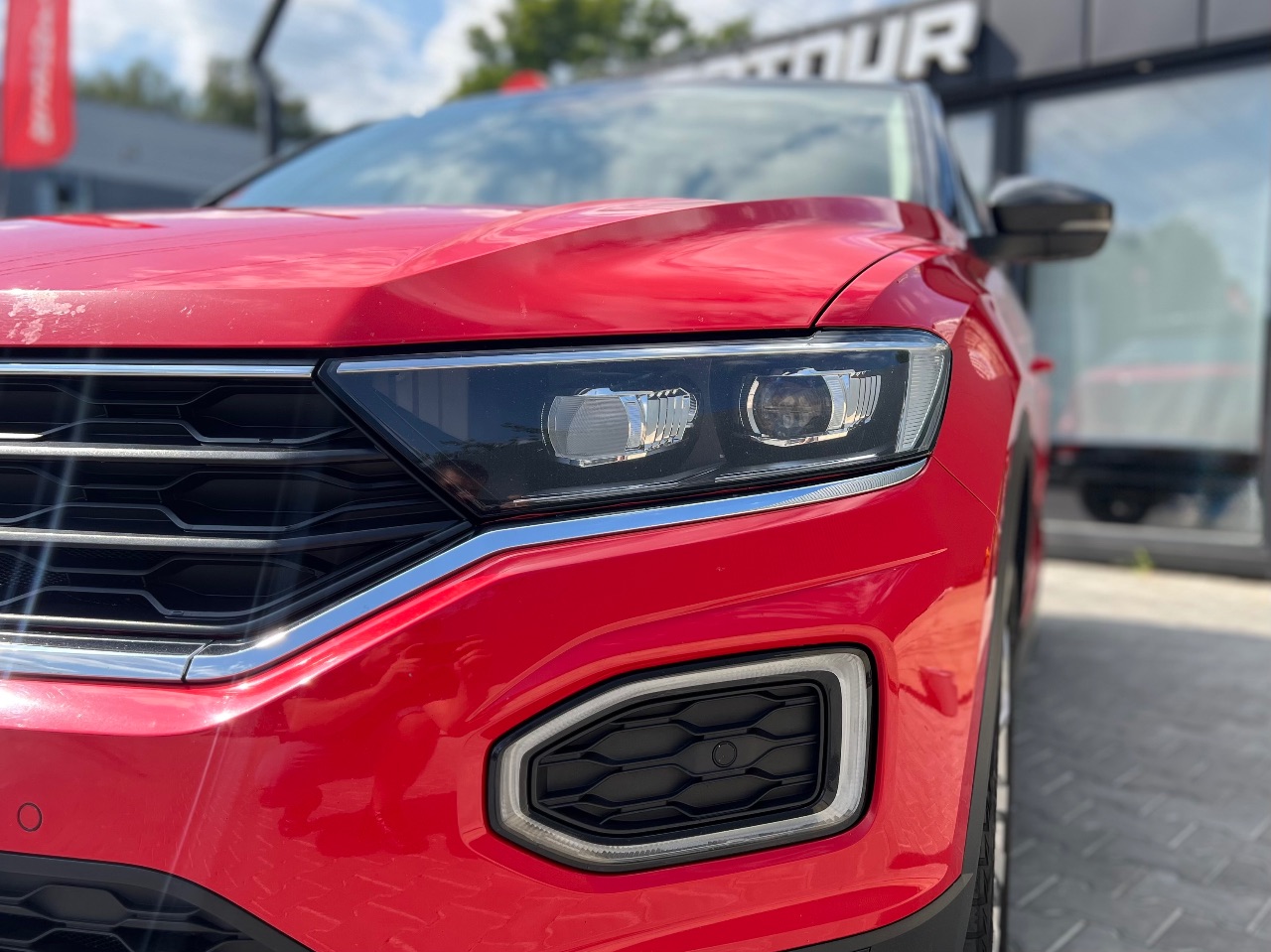 Volkswagen T-Roc - фото 3