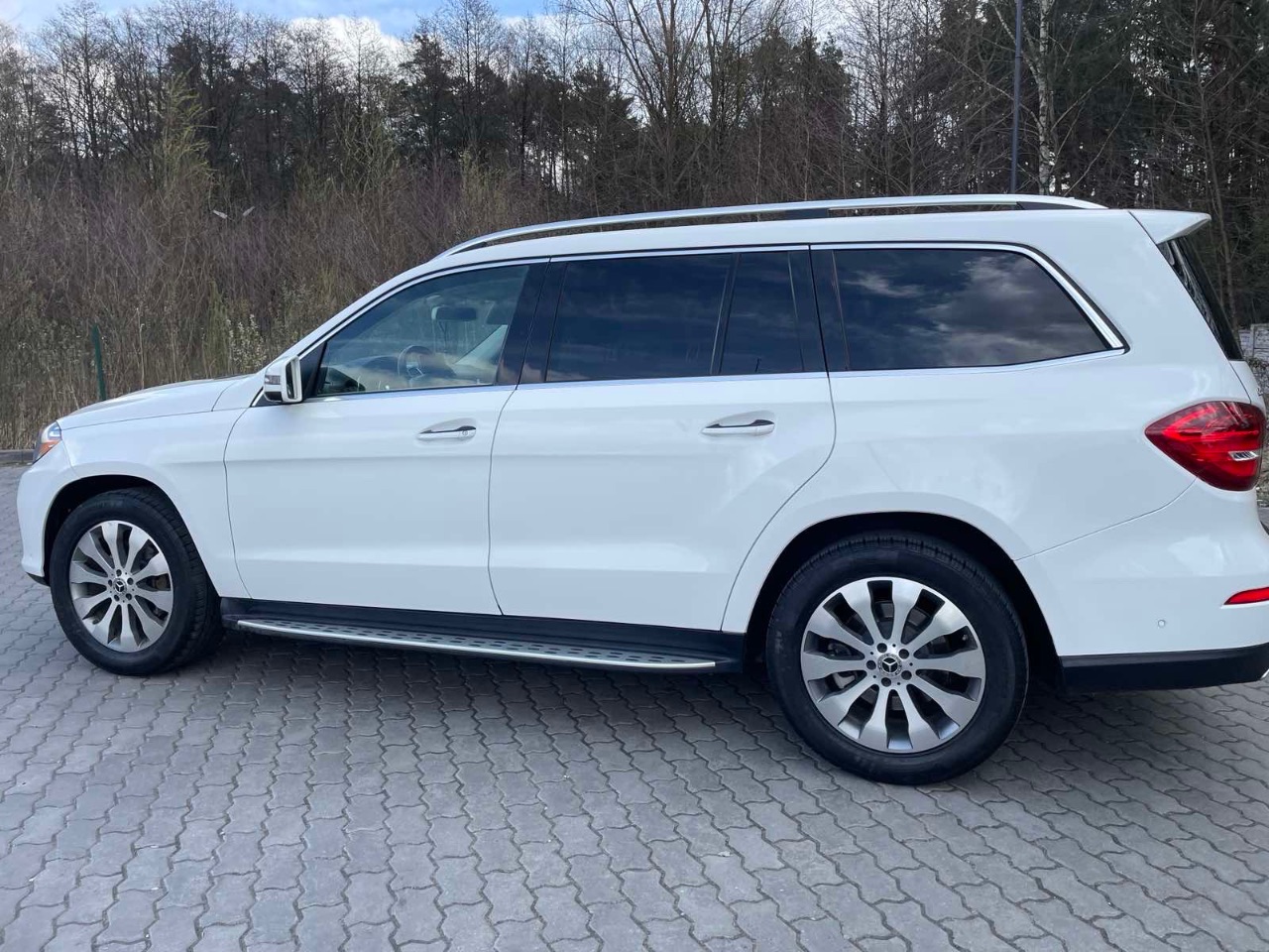 Mercedes-Benz GLS - фото 5