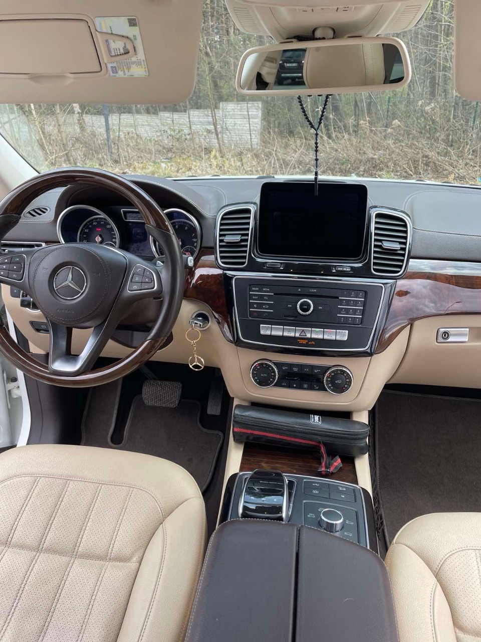 Mercedes-Benz GLS - фото 6