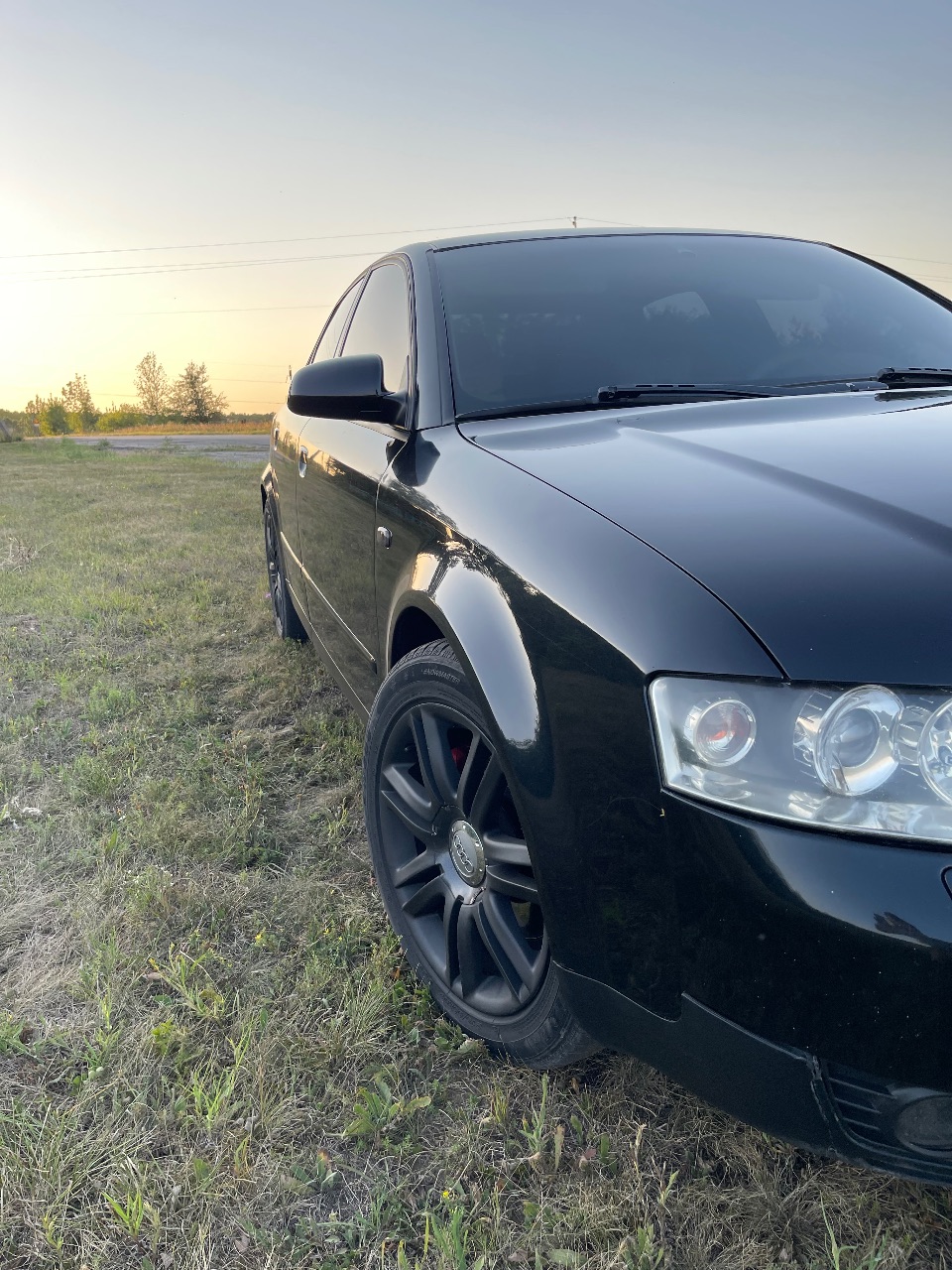 Audi A4 - фото 12