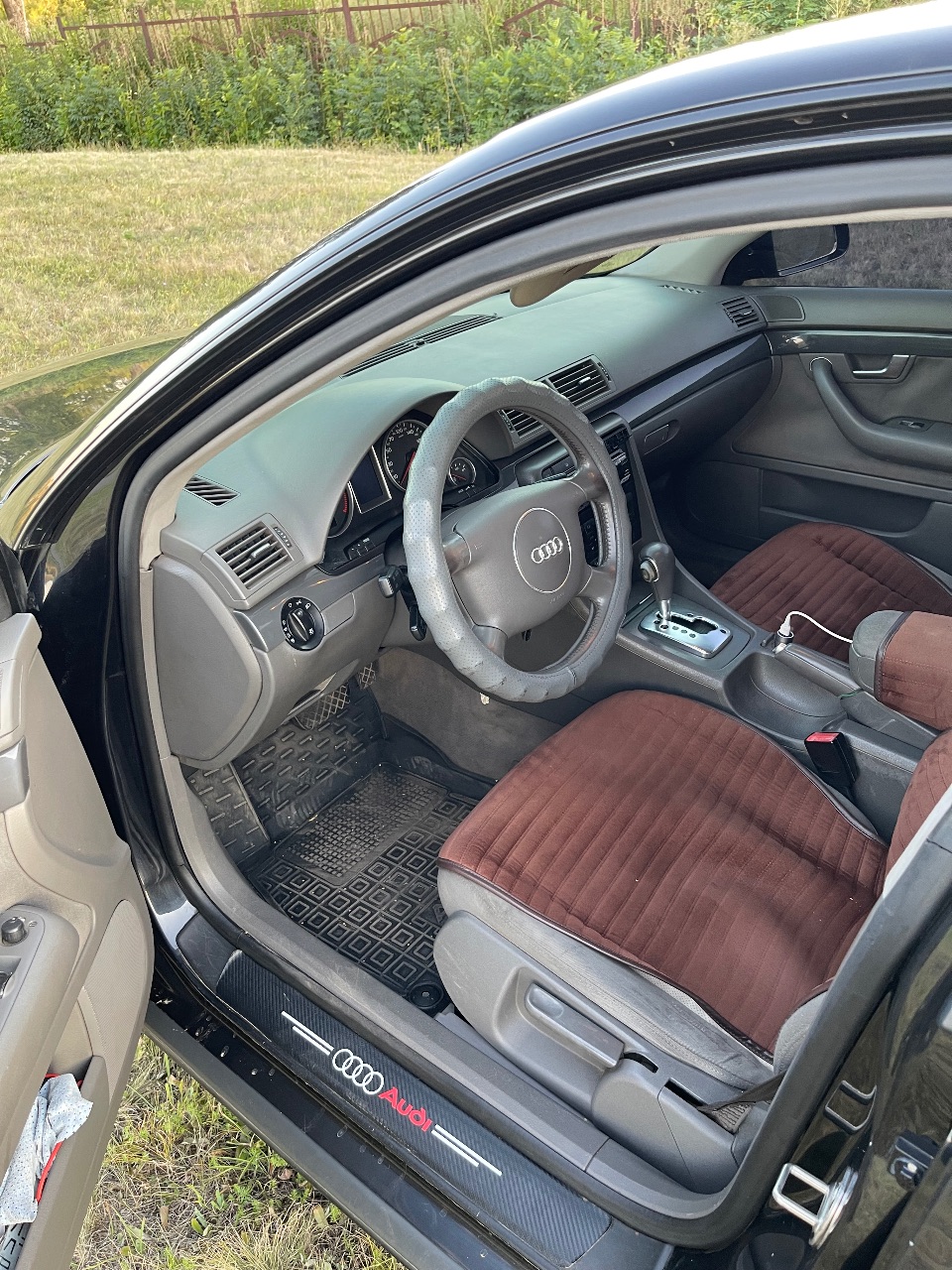 Audi A4 - фото 14