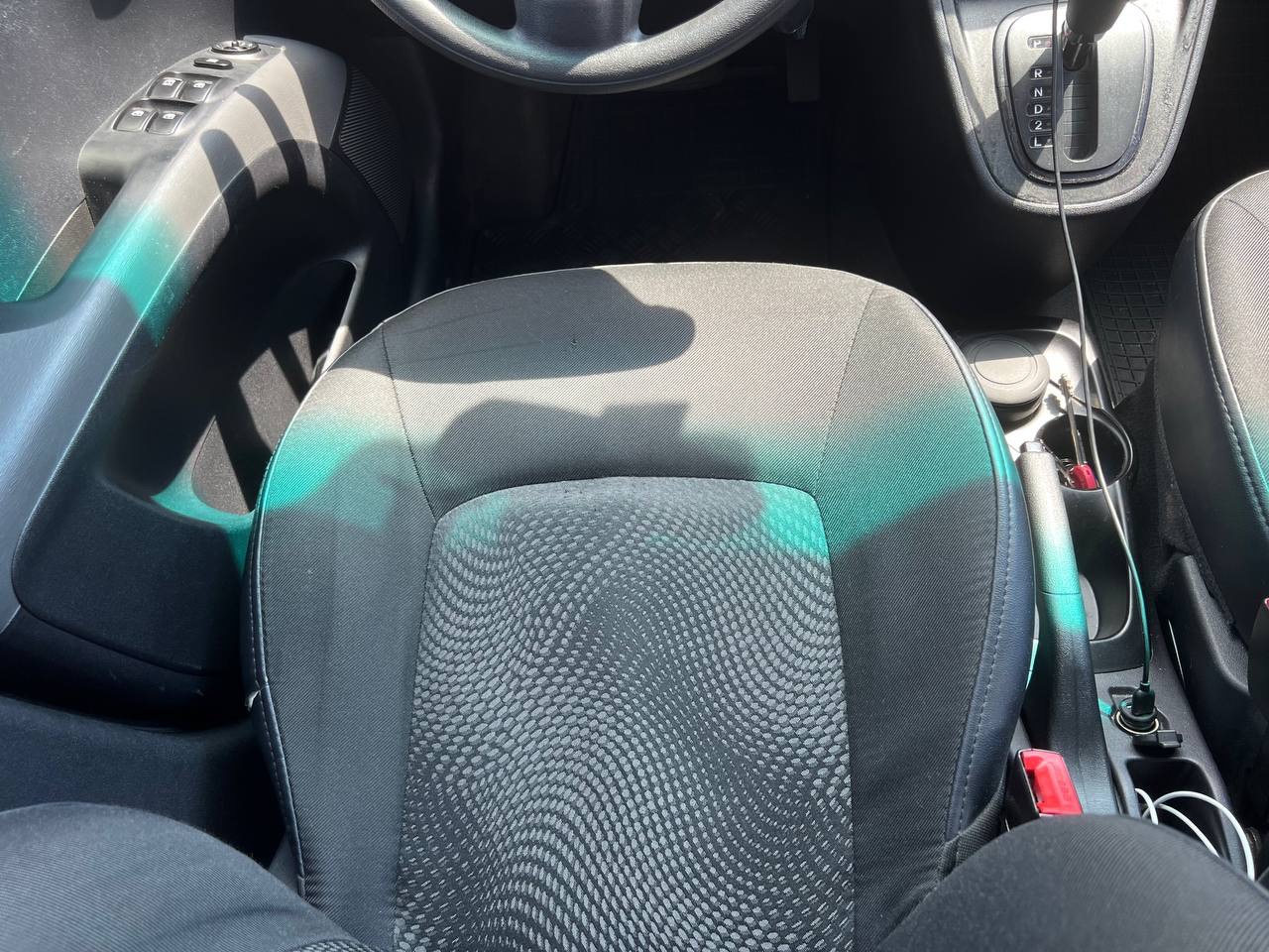 Hyundai i10 - фото 20