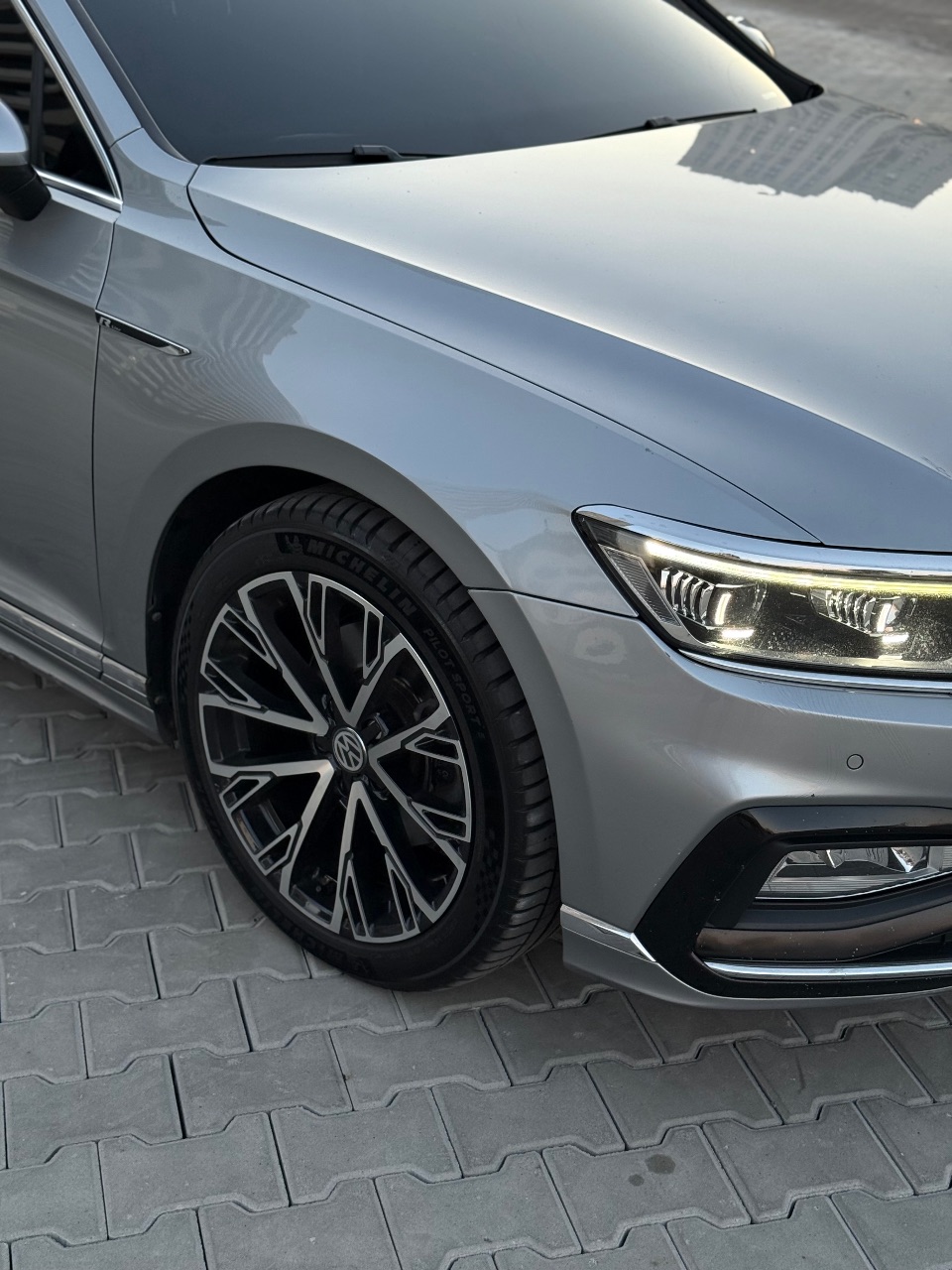 Volkswagen Passat - фото 13