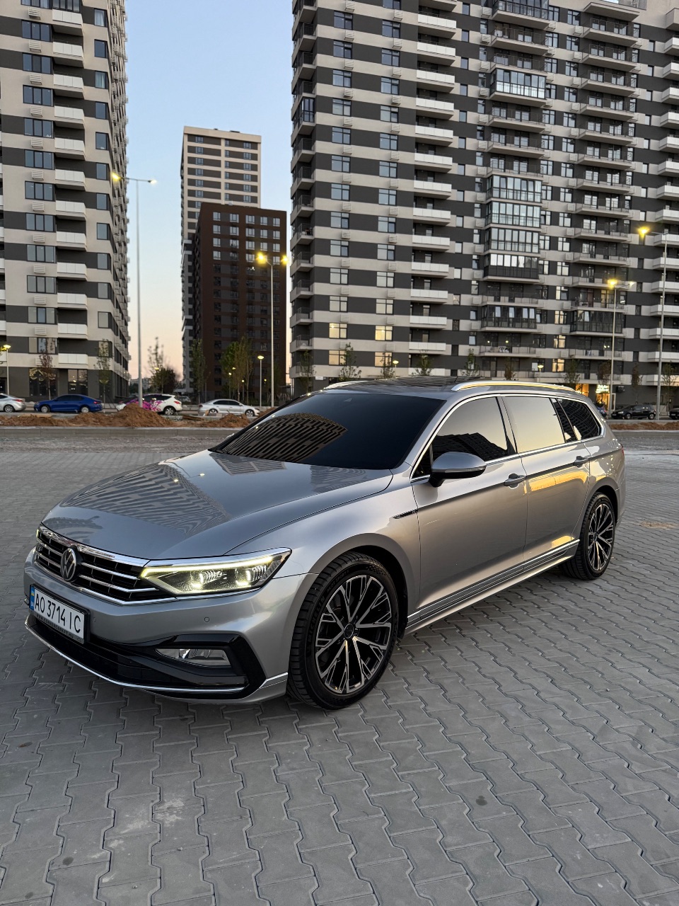 Volkswagen Passat - фото 7