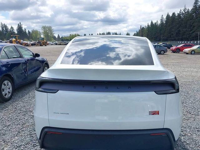 Tesla Model Y - зображення 5