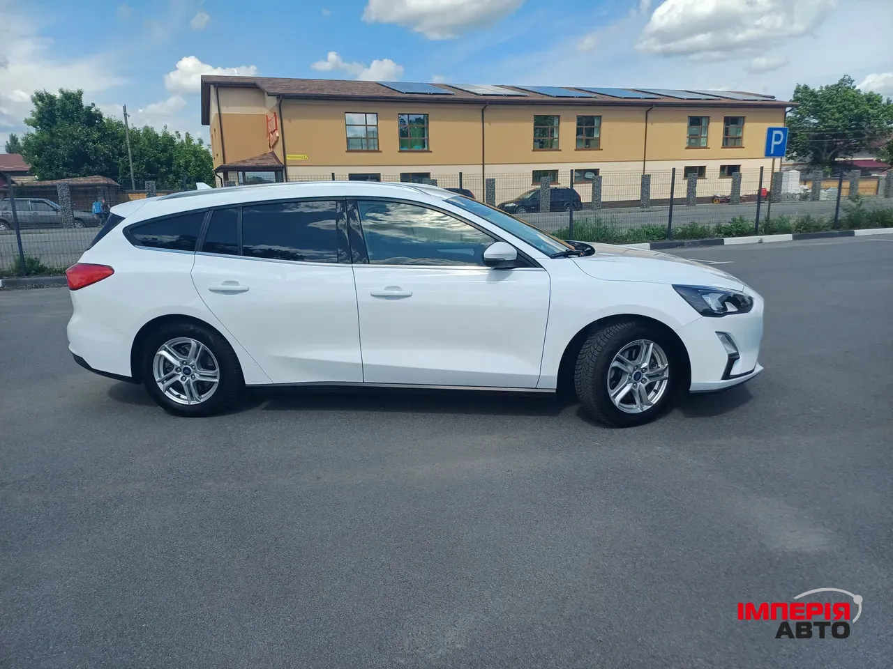 Ford Focus - фото 11