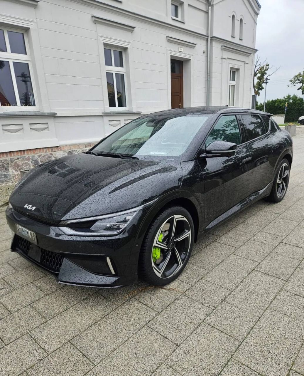 Kia EV6 - фото 2