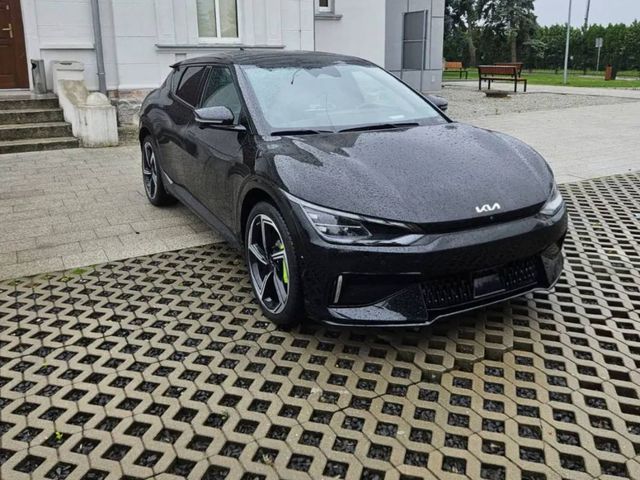 Kia EV6 - фото 1