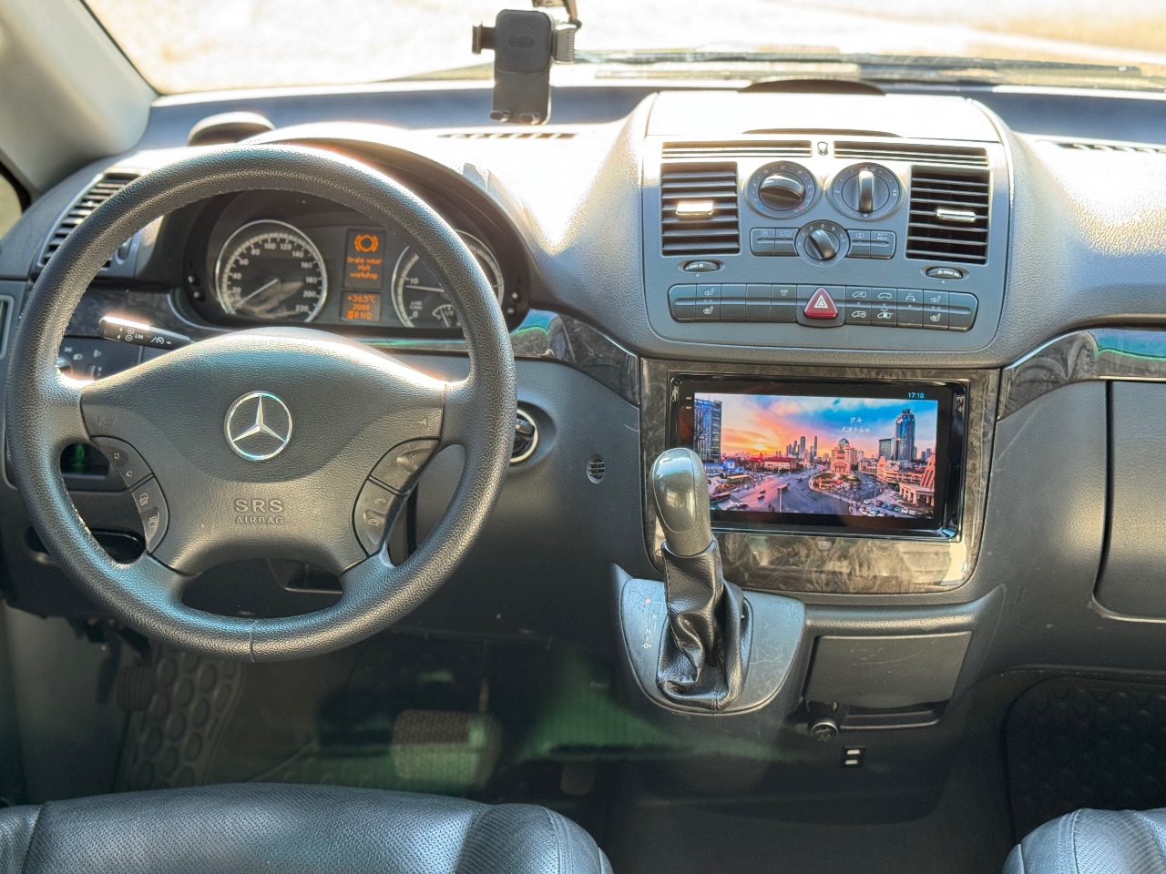 Mercedes-Benz Vito - фото 9