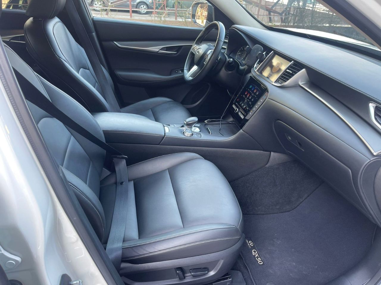 Infiniti QX50 - фото 12