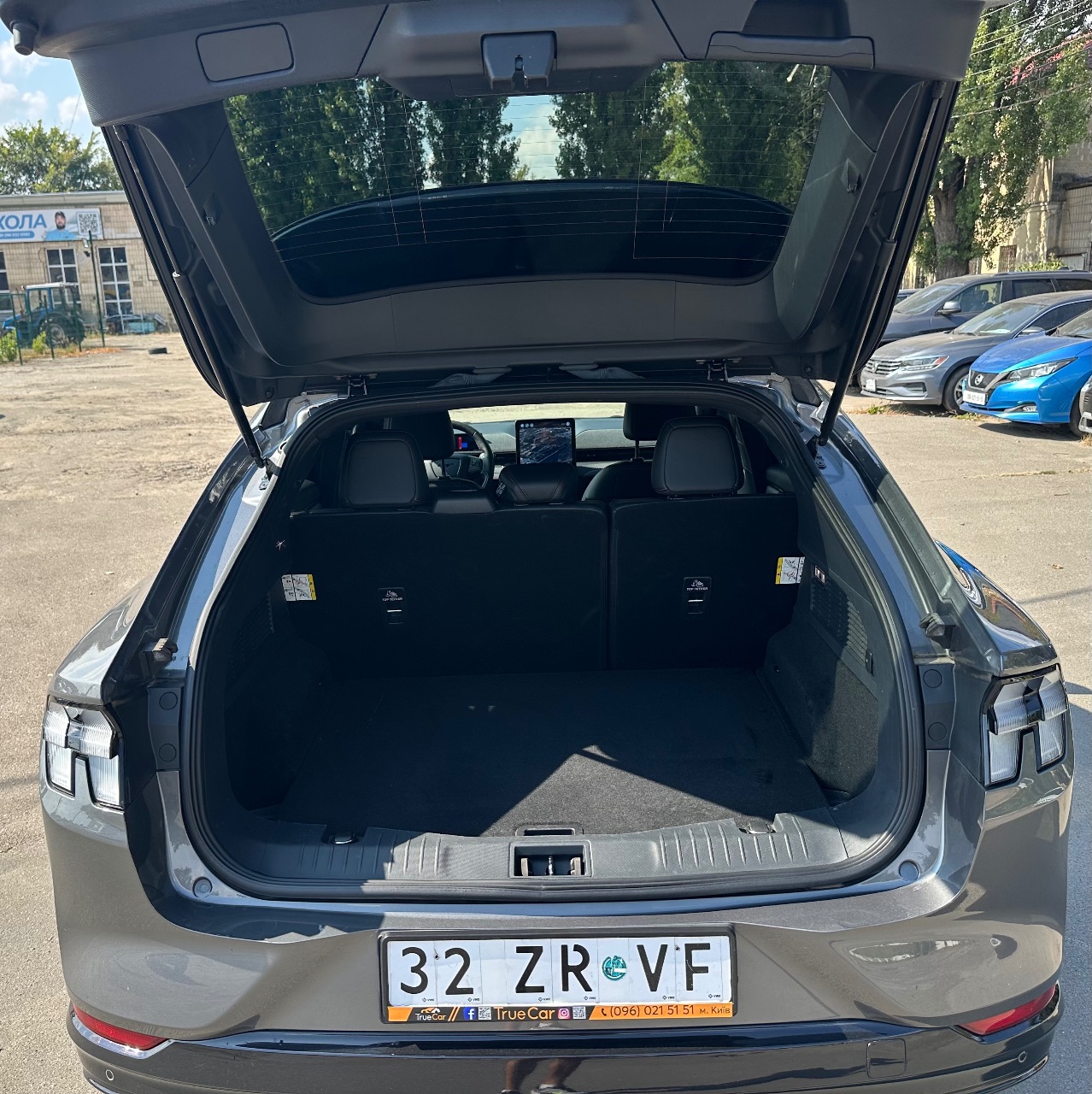 Ford Mustang Mach-E - фото 14