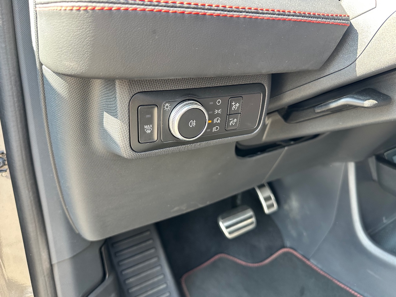 Ford Mustang Mach-E - фото 24