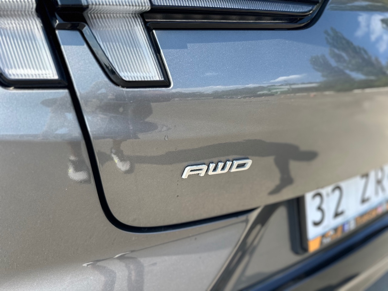 Ford Mustang Mach-E - фото 5