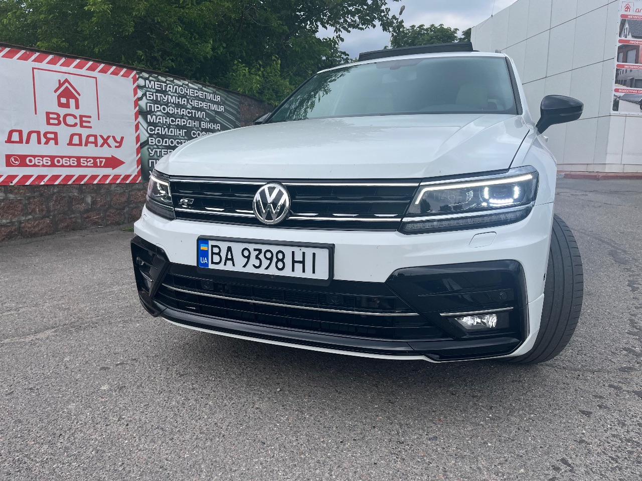 Volkswagen Tiguan R - фото 2