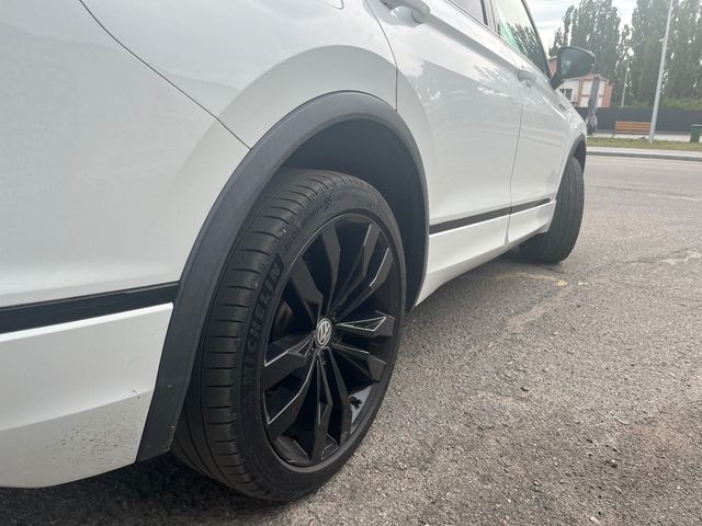 Volkswagen Tiguan R - фото 4