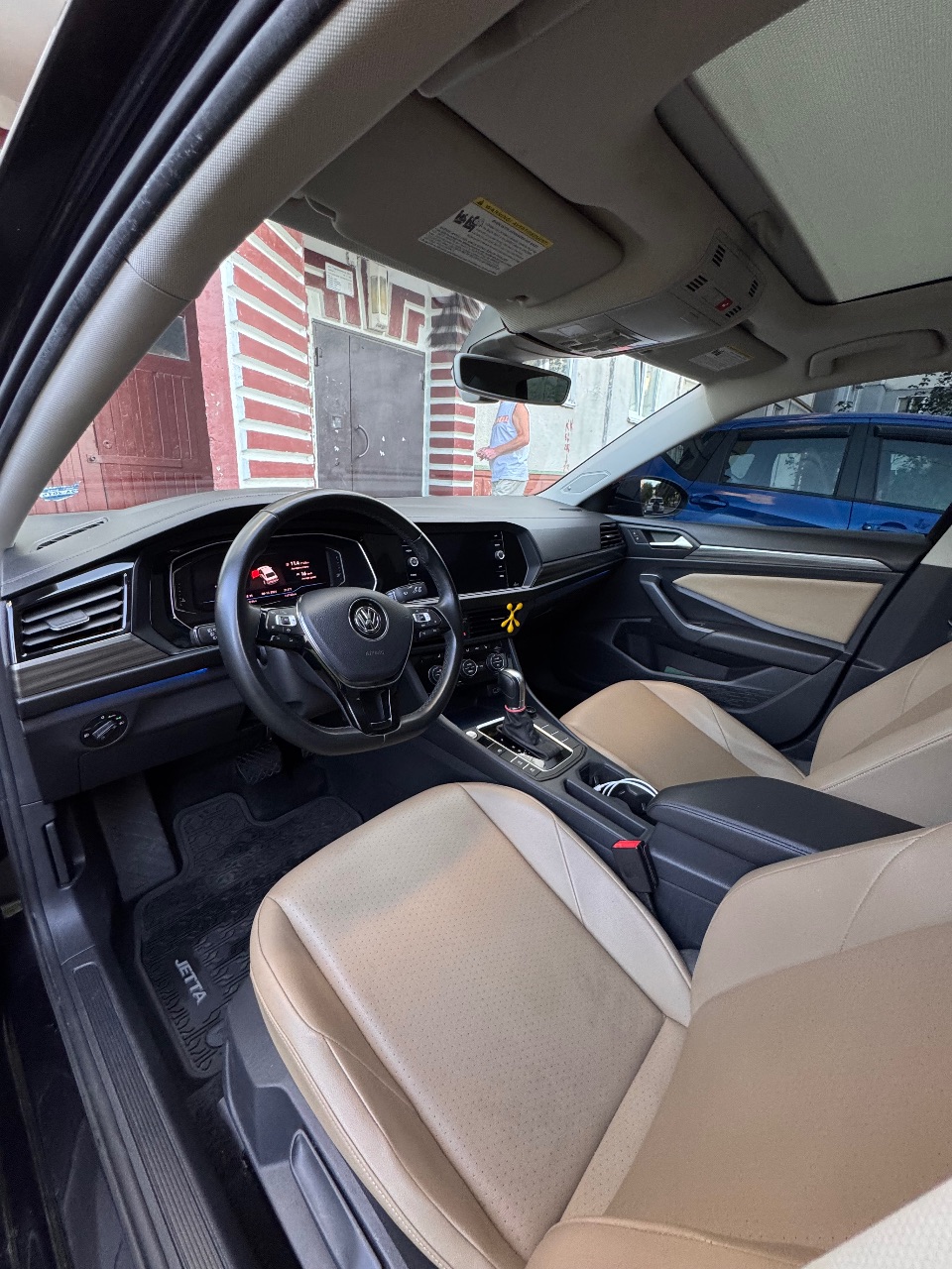 Volkswagen Jetta - фото 10