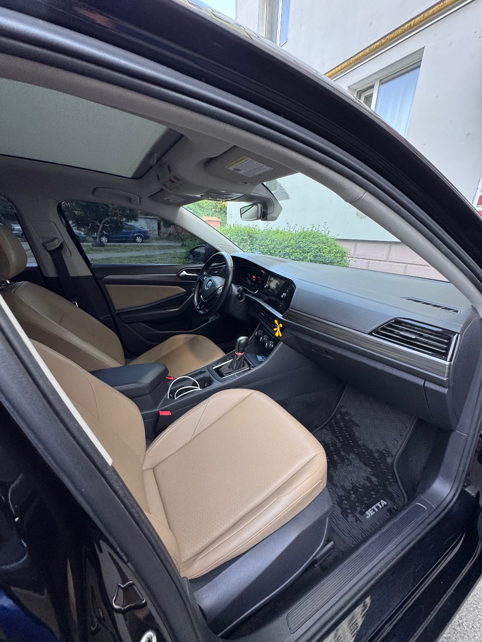 Volkswagen Jetta - фото 11