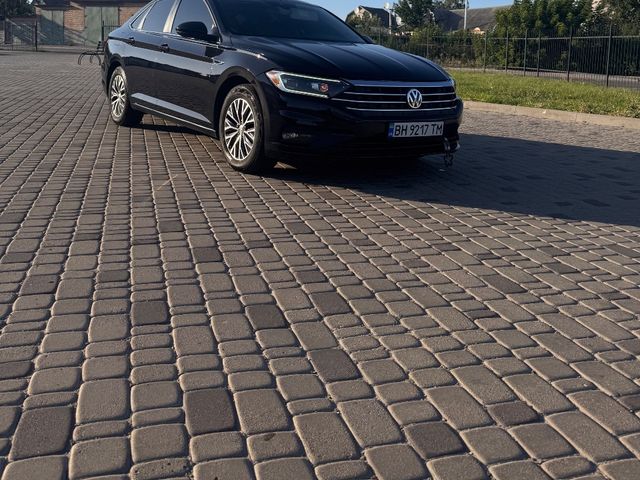 Volkswagen Jetta - фото 5
