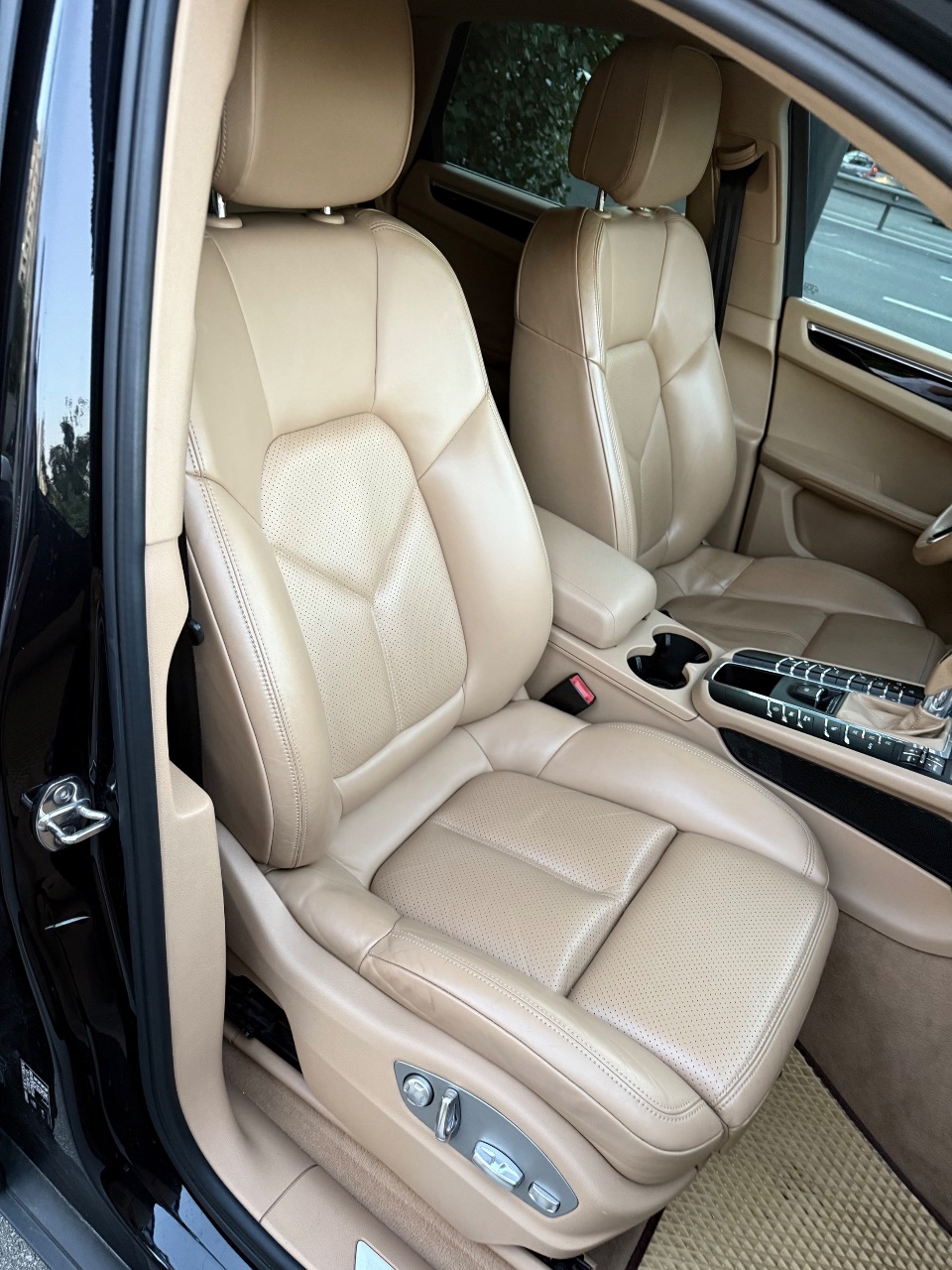 Porsche Macan - фото 16