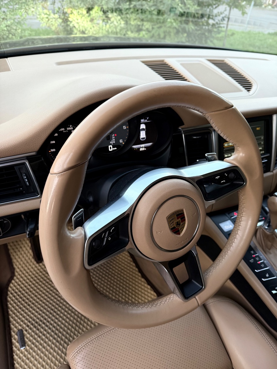 Porsche Macan - фото 24