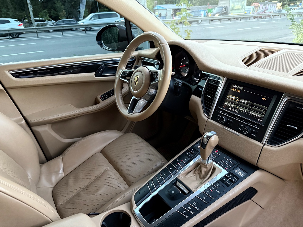 Porsche Macan - фото 5