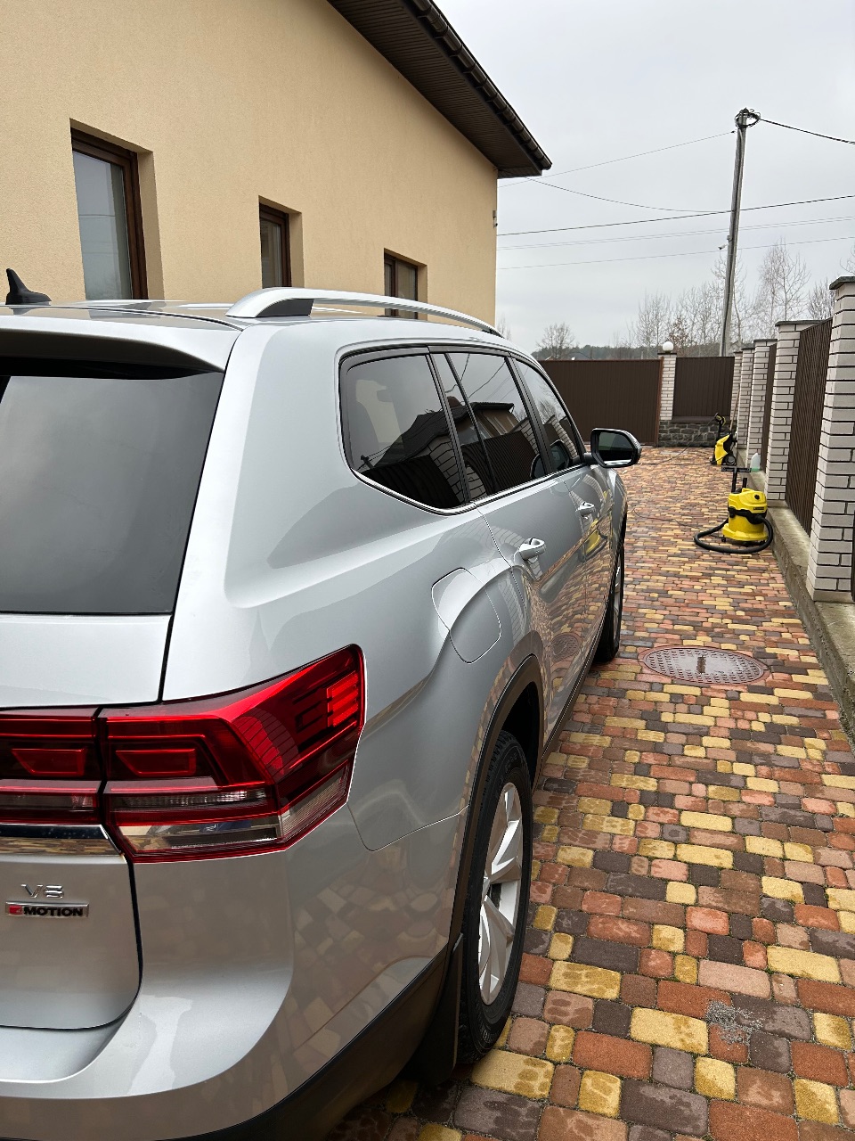 Volkswagen Atlas - фото 2