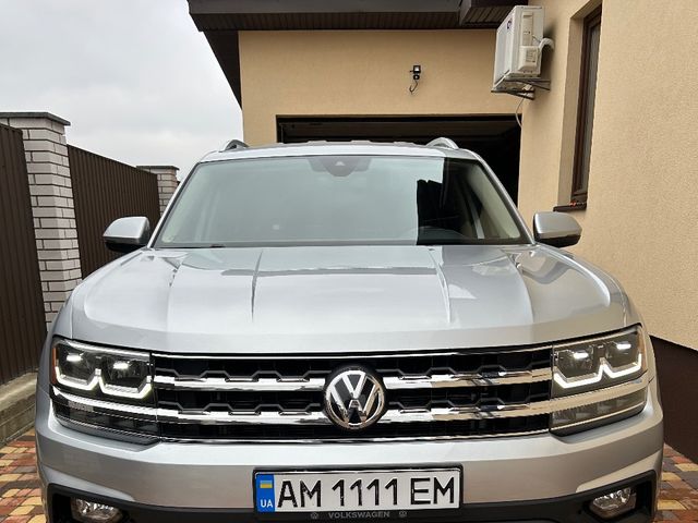 Volkswagen Atlas - фото 1