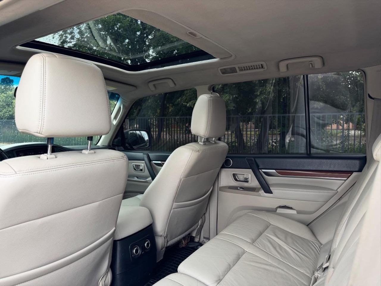 Mitsubishi Pajero - фото 7