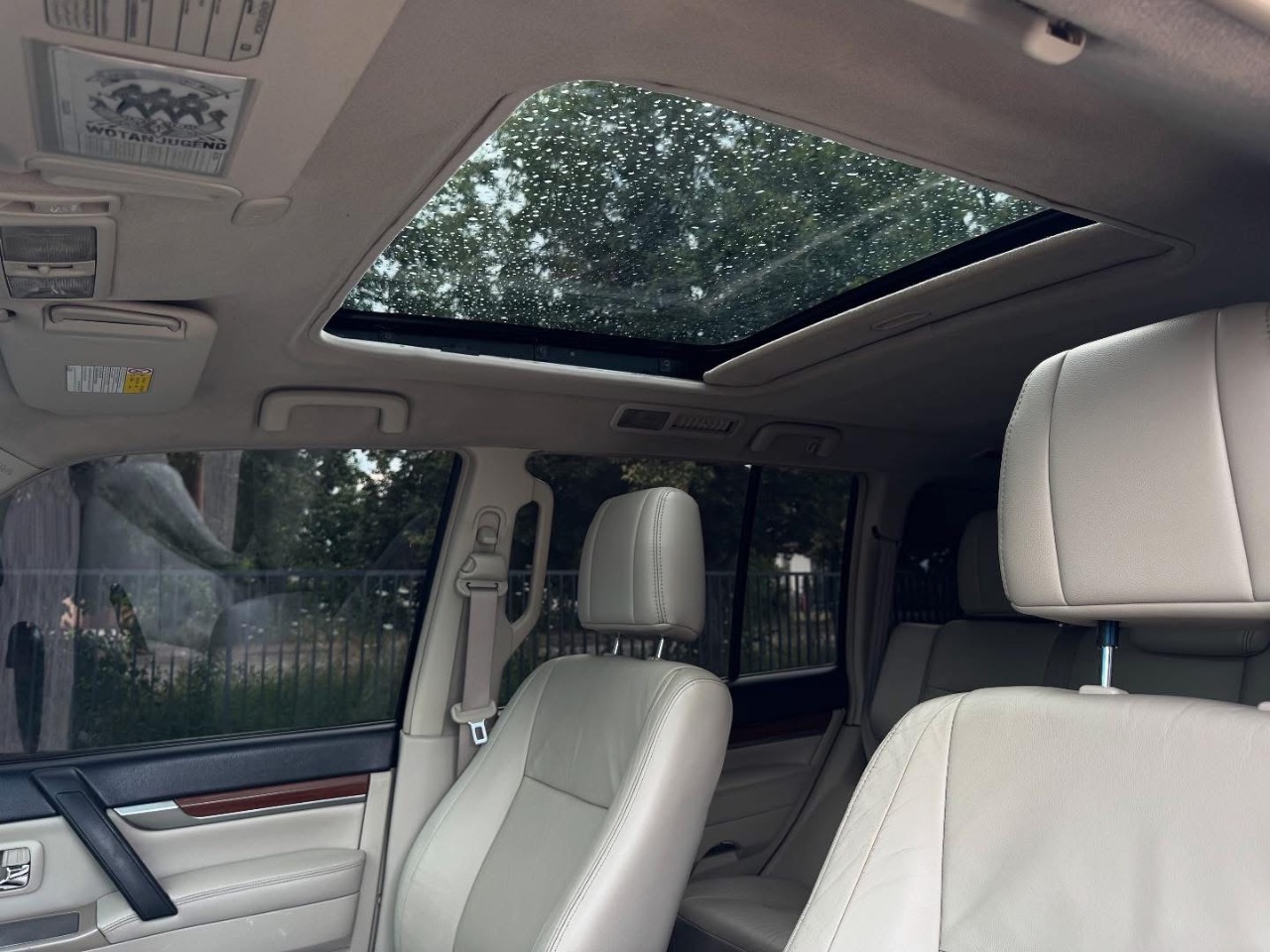 Mitsubishi Pajero - фото 6