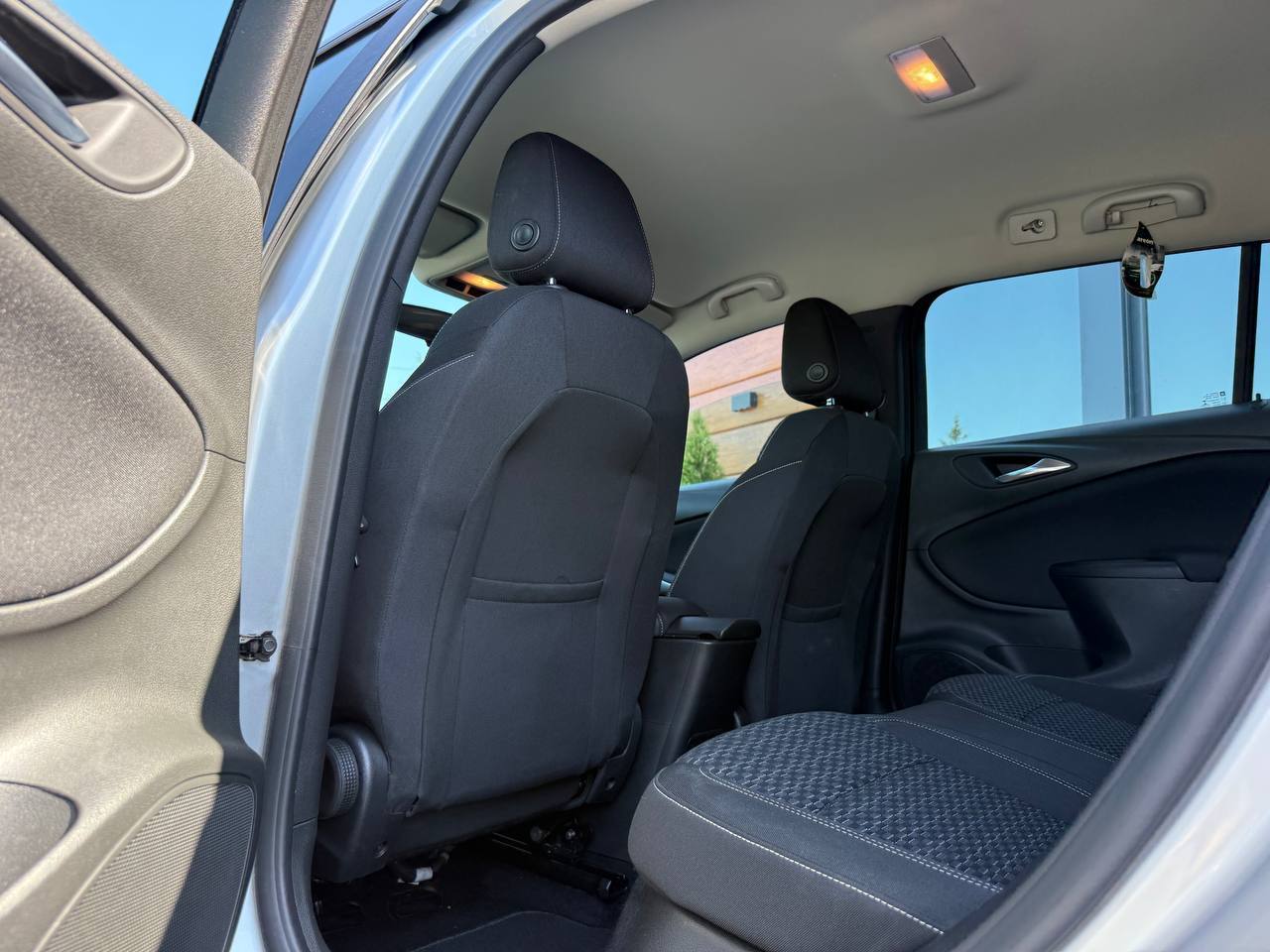 Opel Astra - фото 35