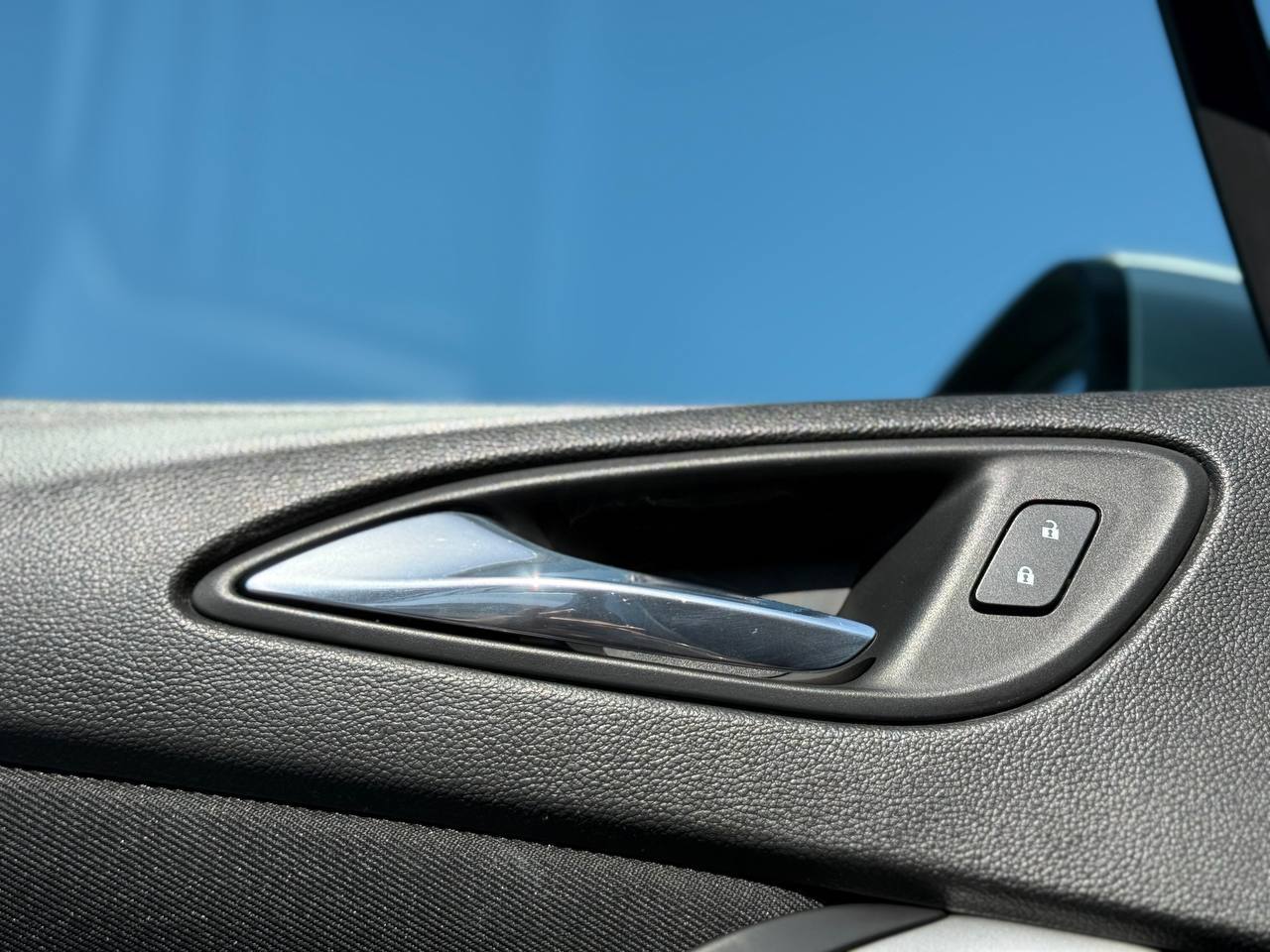 Opel Astra - фото 14