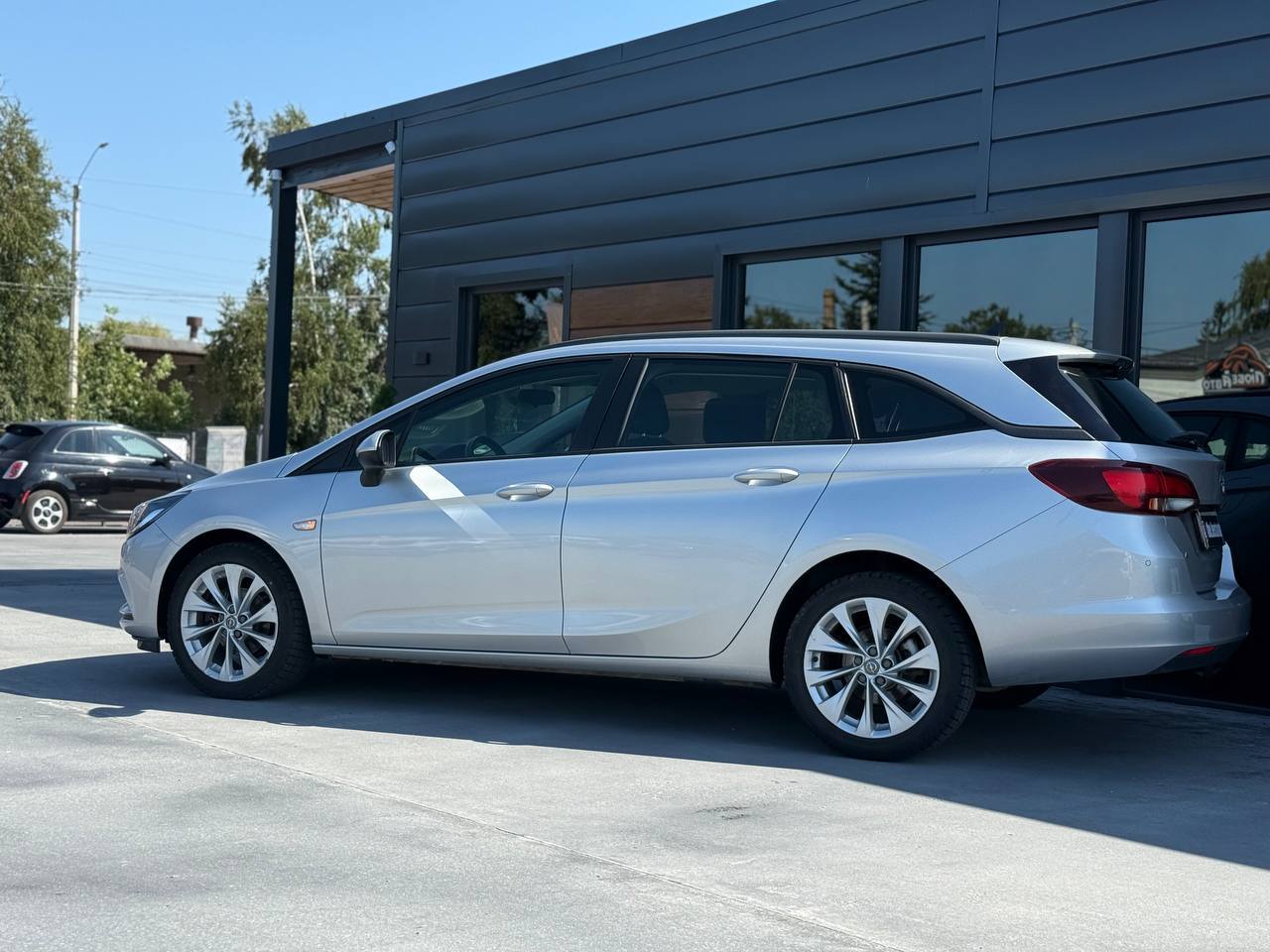 Opel Astra - фото 3