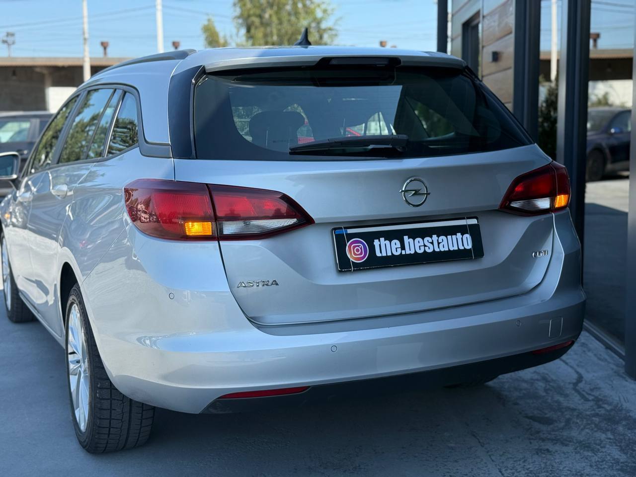 Opel Astra - фото 7