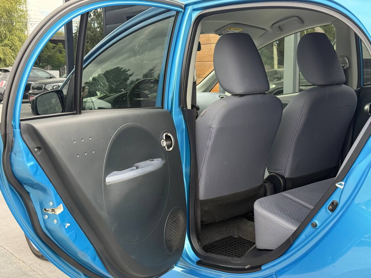 Peugeot iOn - фото 27