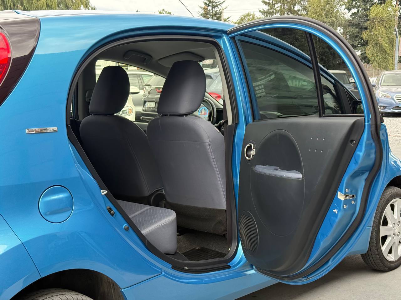 Peugeot iOn - фото 31