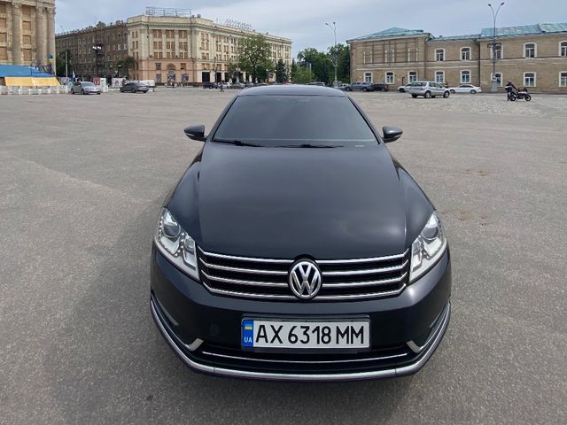 Volkswagen Passat 2012, Харків, $11 000 - зображення 1