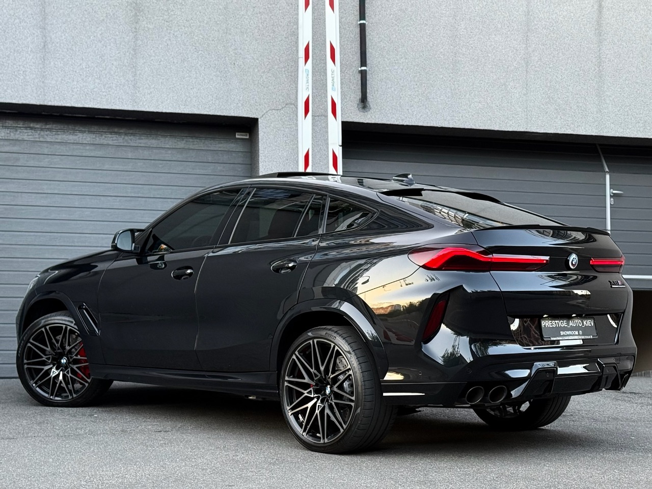 BMW X6 M - фото 42