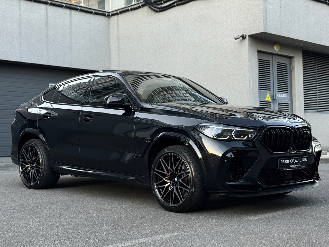 BMW X6 M - фото 10