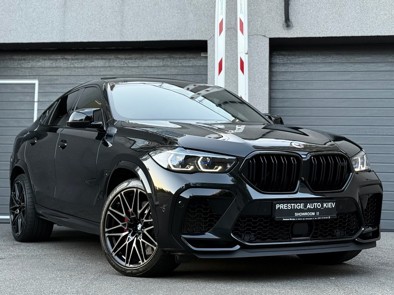 BMW X6 M - фото 14