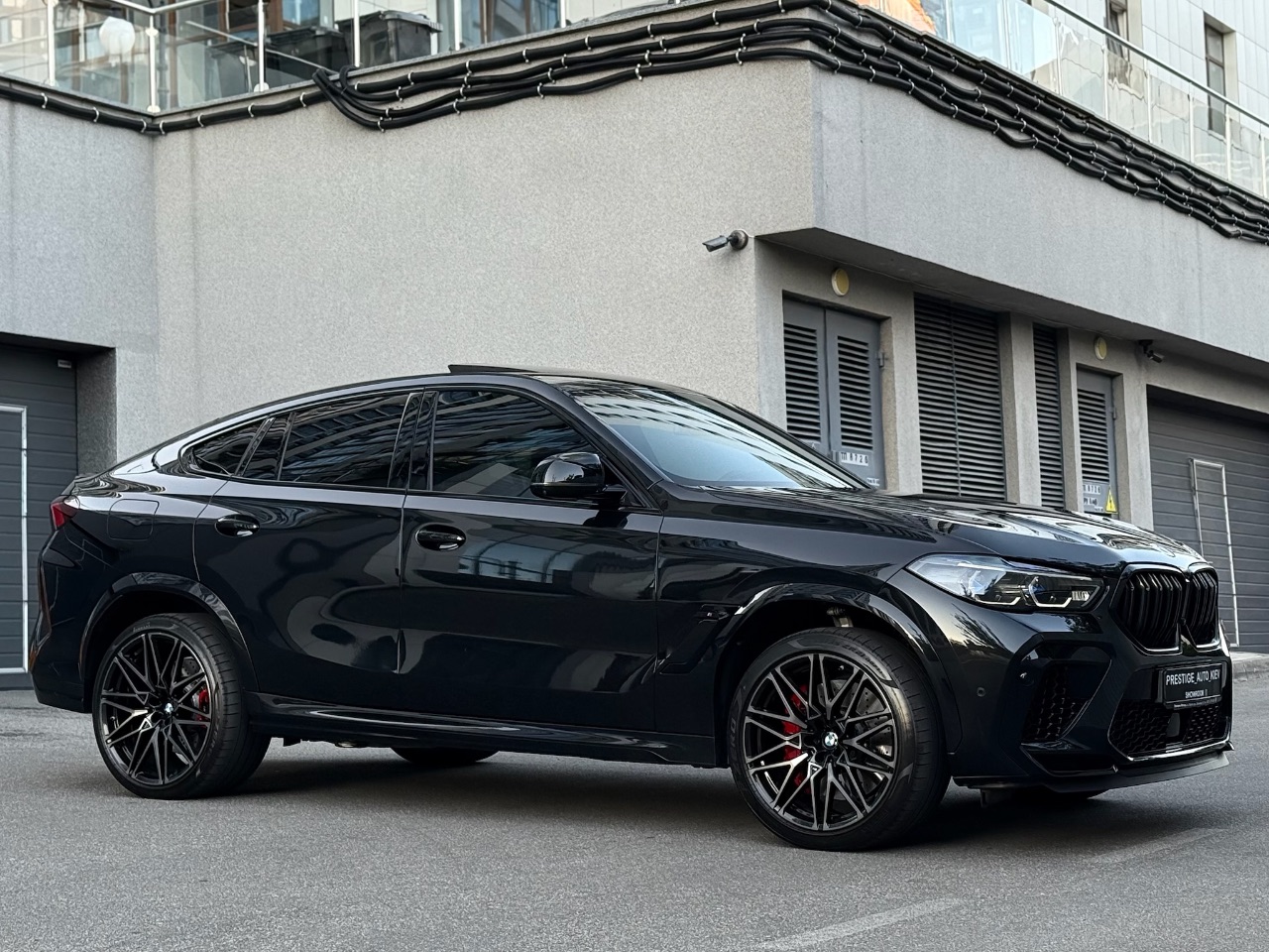 BMW X6 M - фото 9