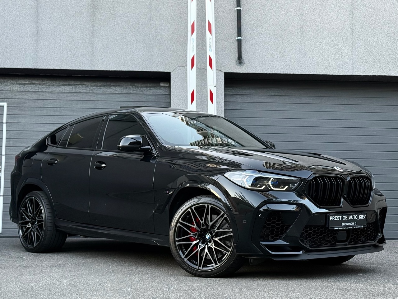 BMW X6 M - фото 15