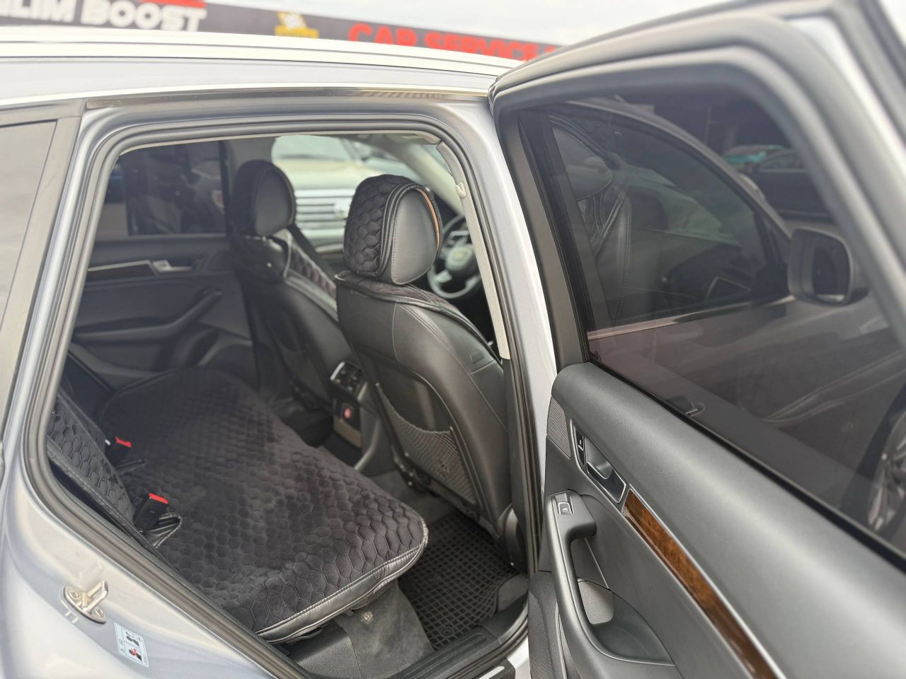 Audi Q5 - фото 17