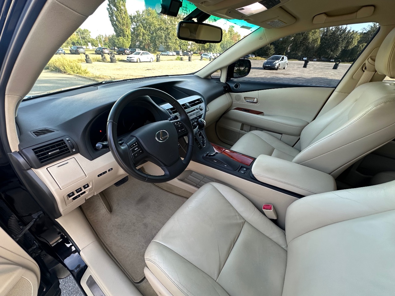Lexus RX - фото 18