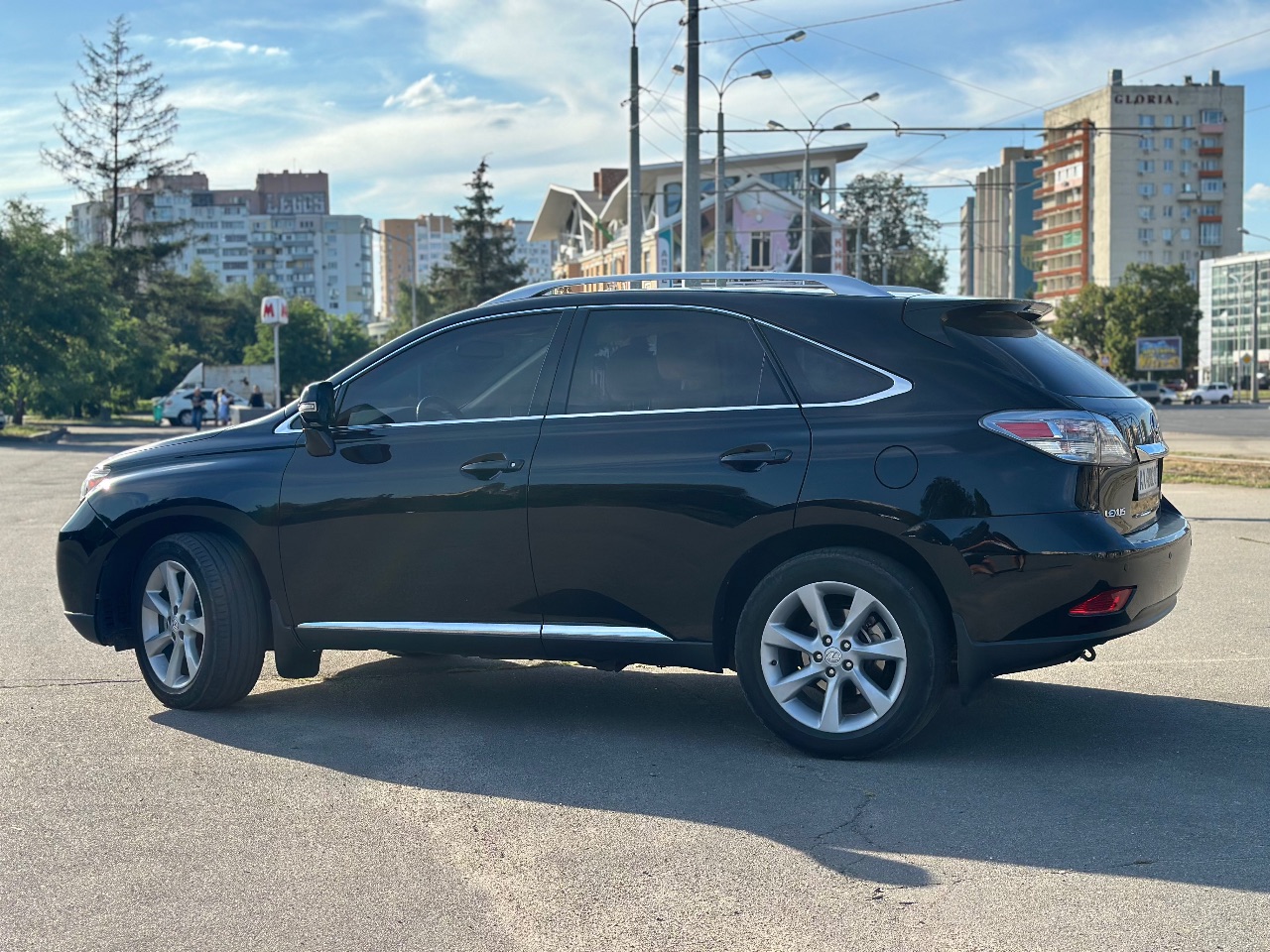 Lexus RX - фото 6