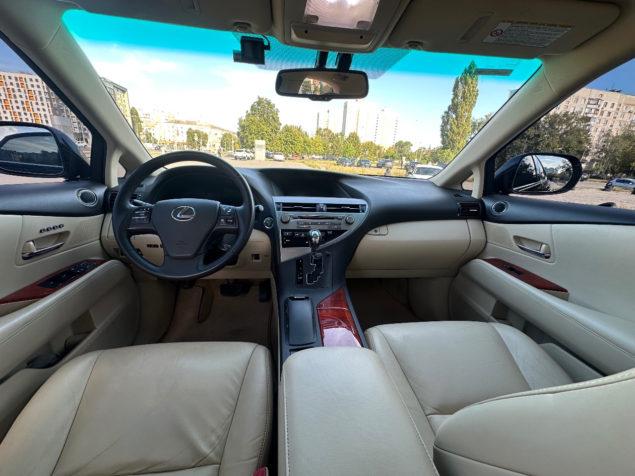 Lexus RX - фото 19