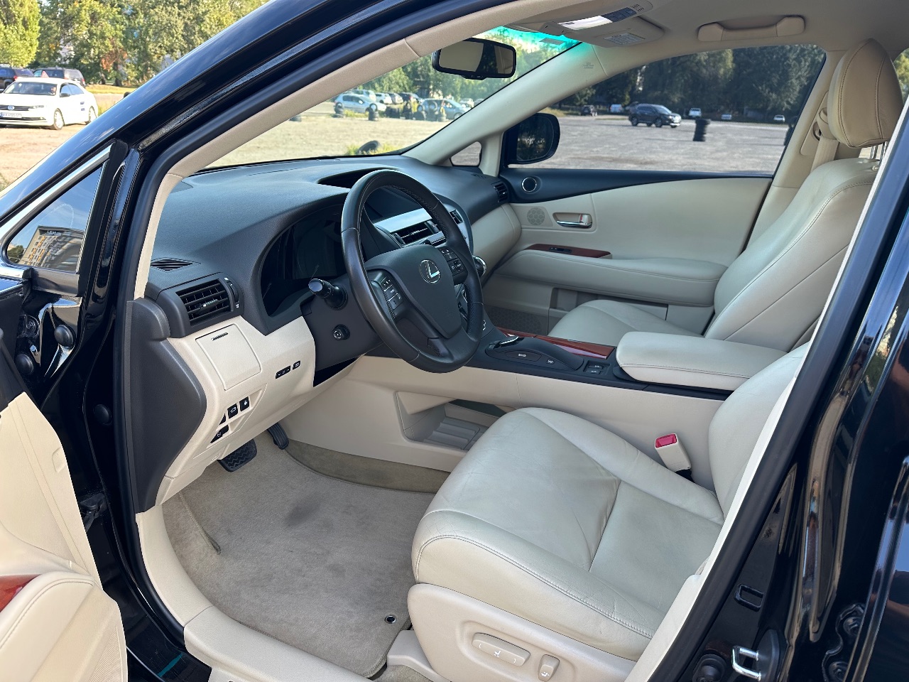 Lexus RX - фото 17